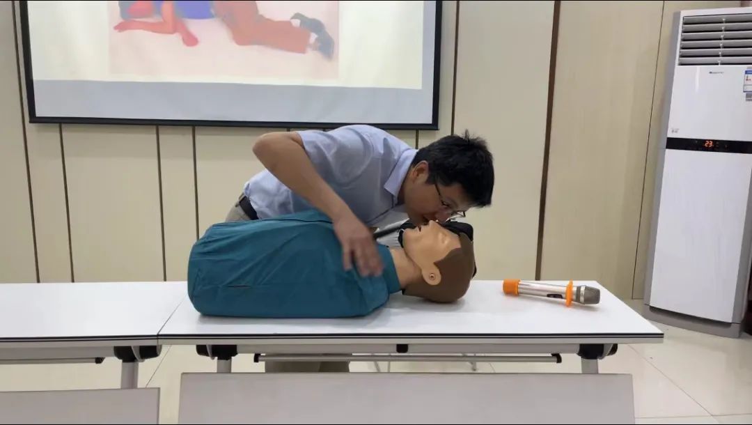 98326ca2d94448c7ef557a0178d80e3e.jpg 98326ca2d94448c7ef557a0178d80e3e.jpg