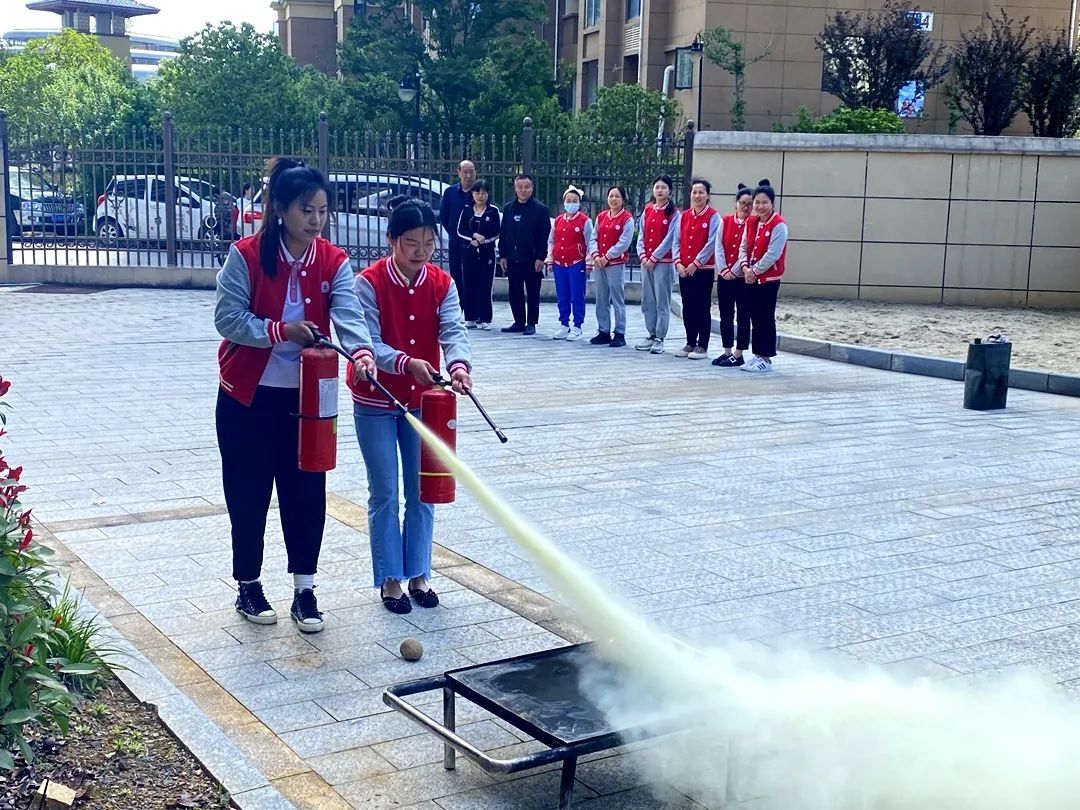 8f86efb2fc789c3e0e8df374c6969e91.jpg 8f86efb2fc789c3e0e8df374c6969e91.jpg