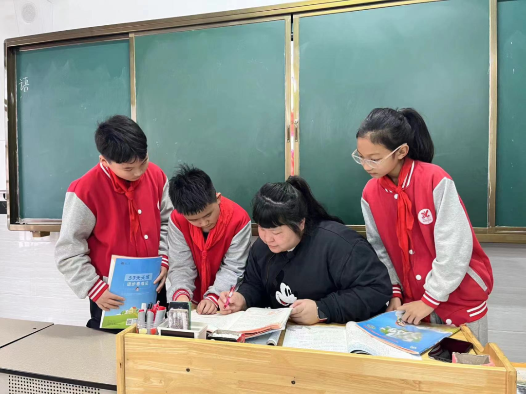 5dd69570f8d7ee7d9daec60526b22e66.png 5dd69570f8d7ee7d9daec60526b22e66.png