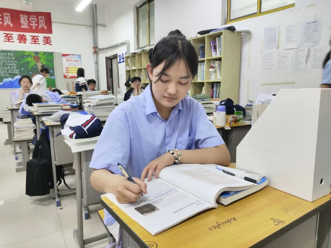 ac2c14b392d39624216eeba938e10fec.jpg ac2c14b392d39624216eeba938e10fec.jpg