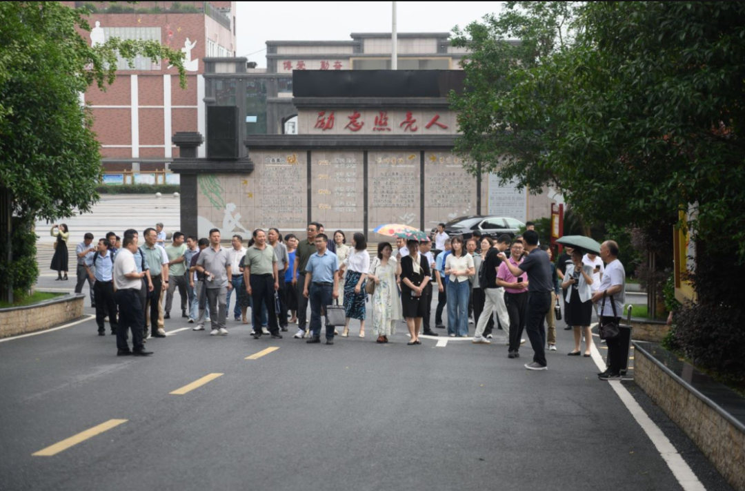 e2e6ffbe56467a6cbab39ab039122a05.png e2e6ffbe56467a6cbab39ab039122a05.png